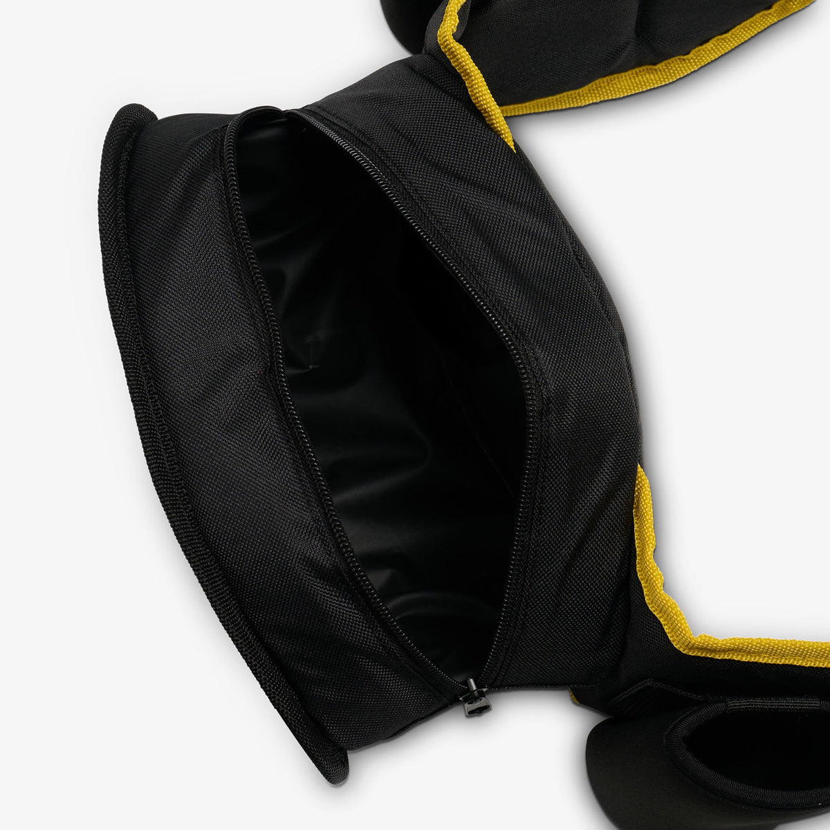 dc-super-heroes-batmantm-belt-fanny-pack-cooler-b3 00027936-O2.jpg