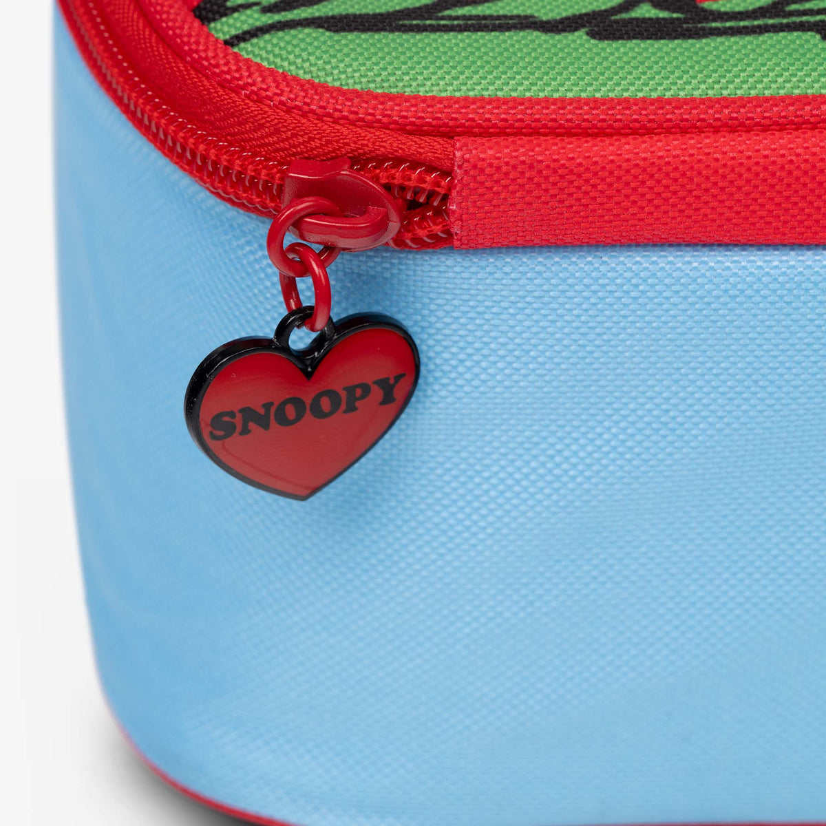 snoopy-s-doghouse-horizontal-lunch-cooler-bag-v7 00028034-Z.jpg