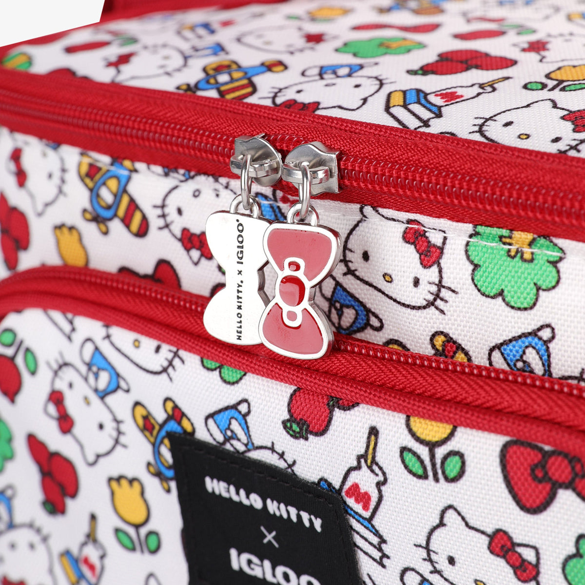 hello-kitty-square-lunch-cooler-bag-x7 00048910-C8.jpg