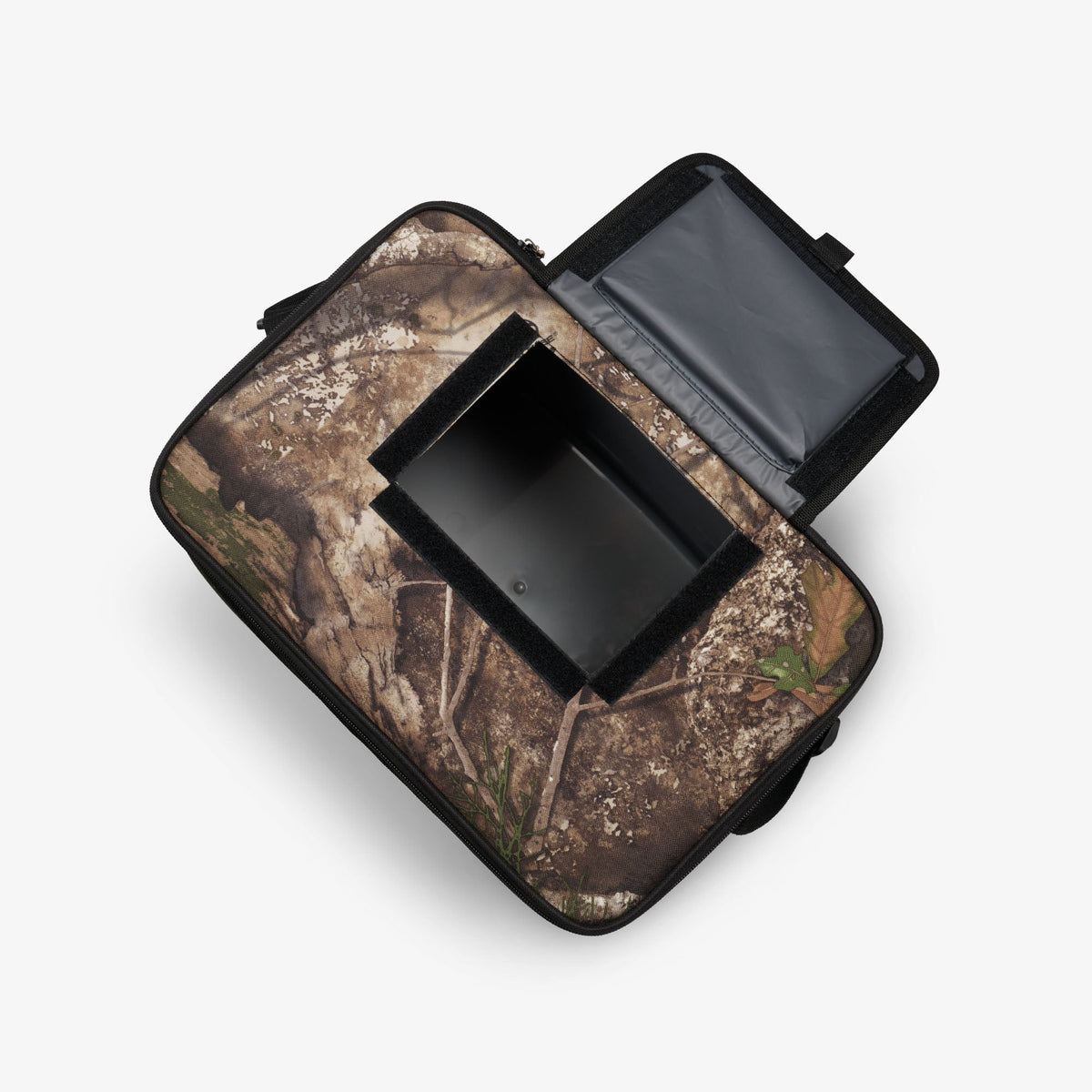 realtree-apx-hlc-28-can-bag-i1 00064354-O3-2025.jpg