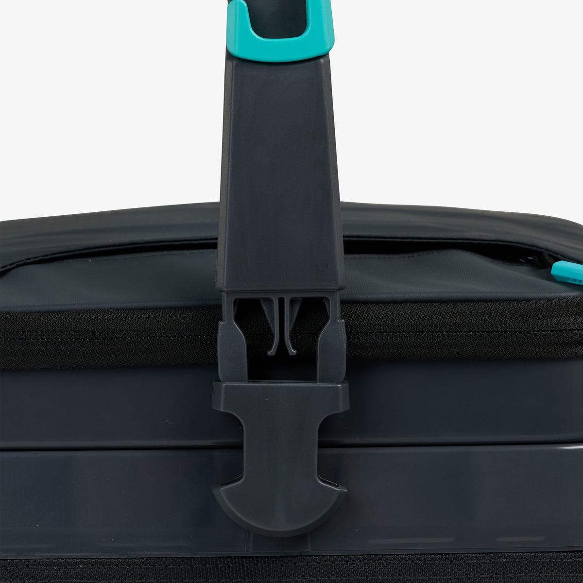 rival-18-can-hybrid-cooler-j8 00064361-HK1.jpg