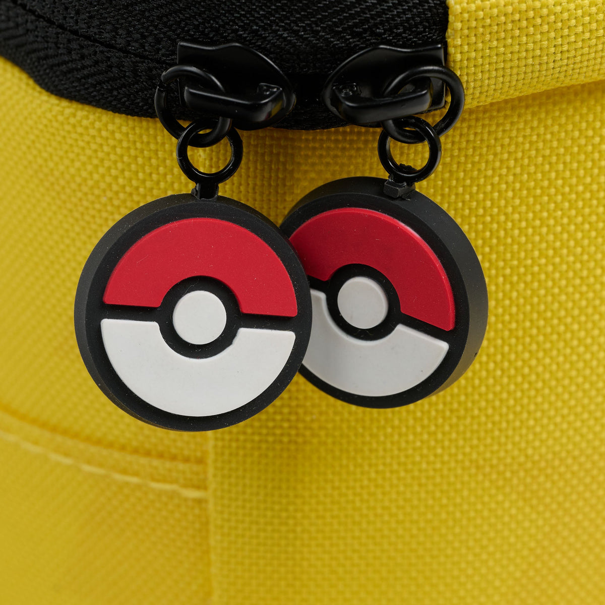 pokemon-pikachu-square-lunch-cooler-bag-o5 00066645-Z.jpg